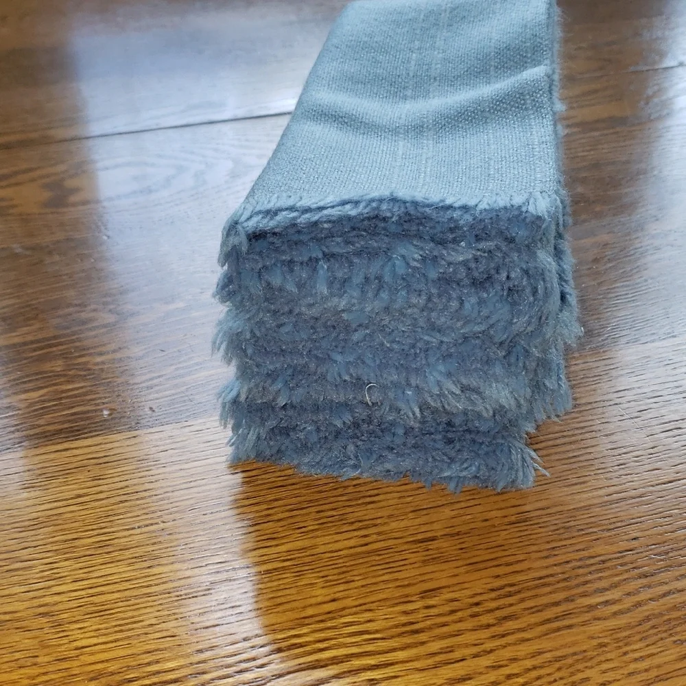 Vtg- Set (8) of Blue Fringed Napkins